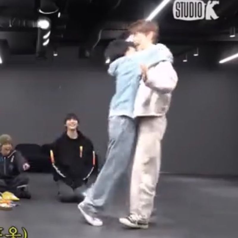 Quiz image attachment