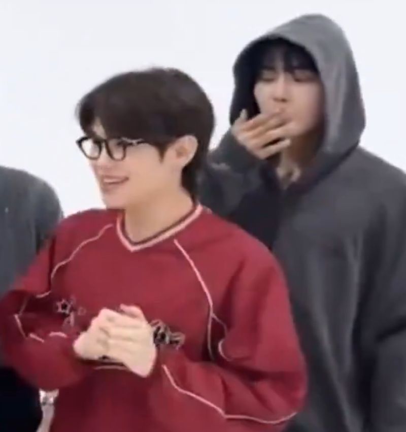 Quiz image attachment