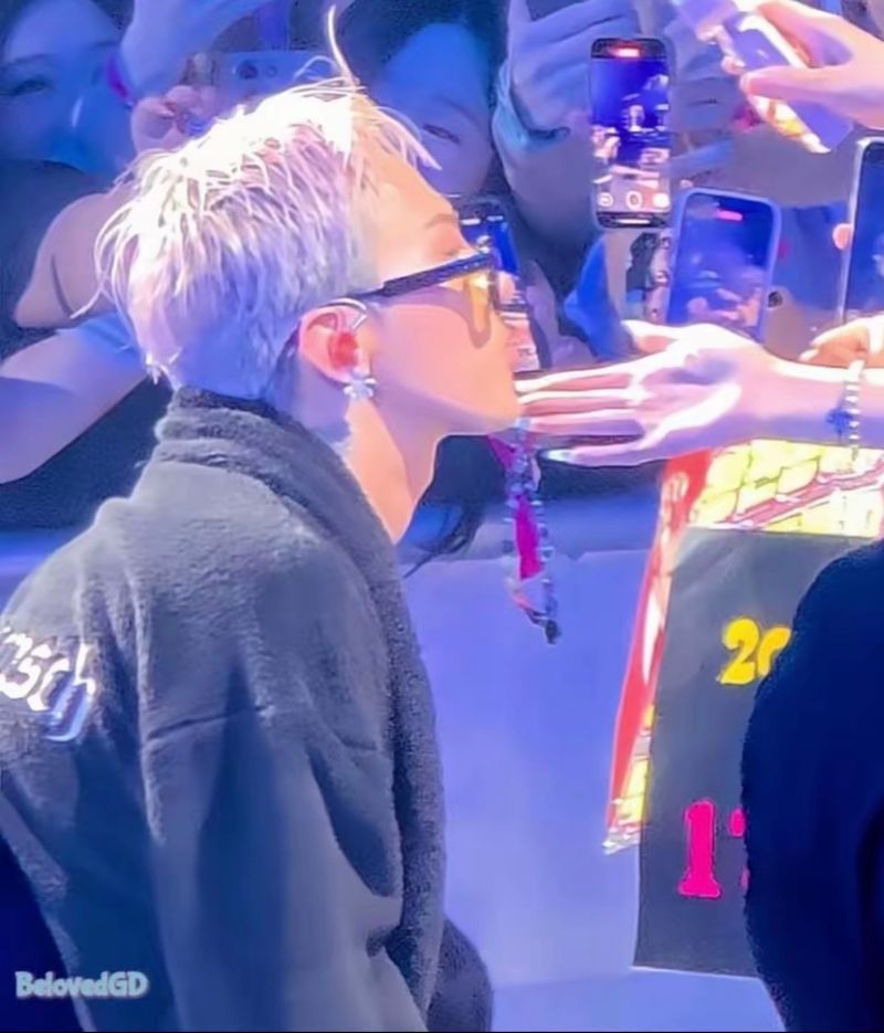 Quiz image attachment